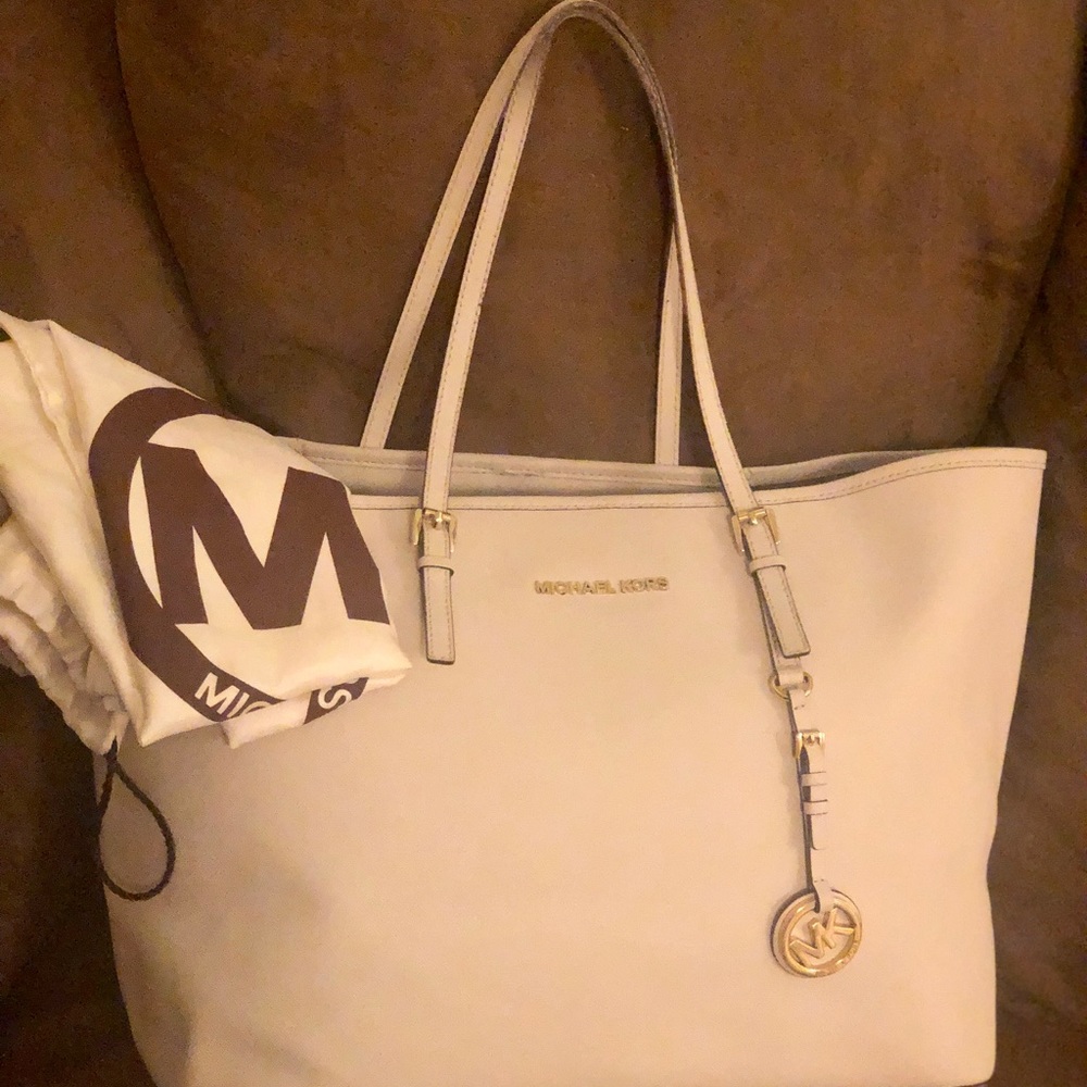 Michael Kors Large JET SET Tote 🔮🌙